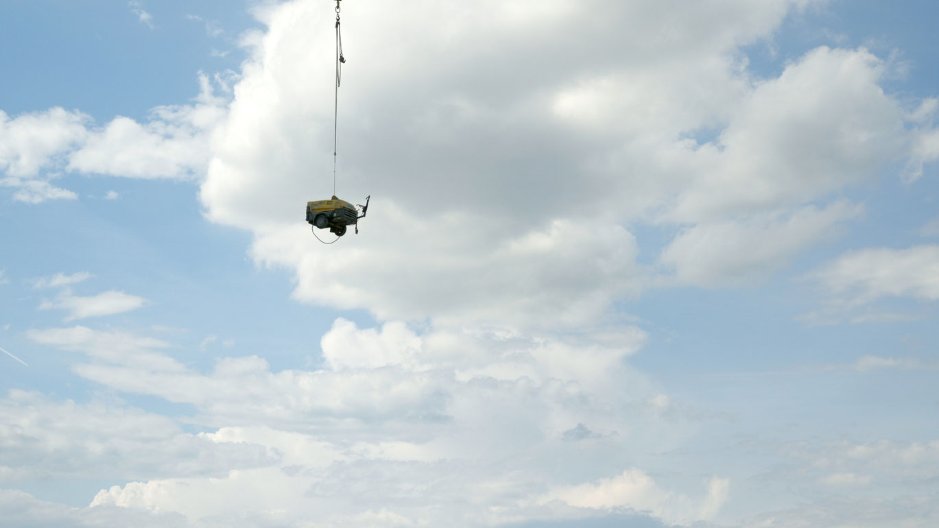 ObholzerSimona-33384_6-Still05-CourtesySixpackfilm