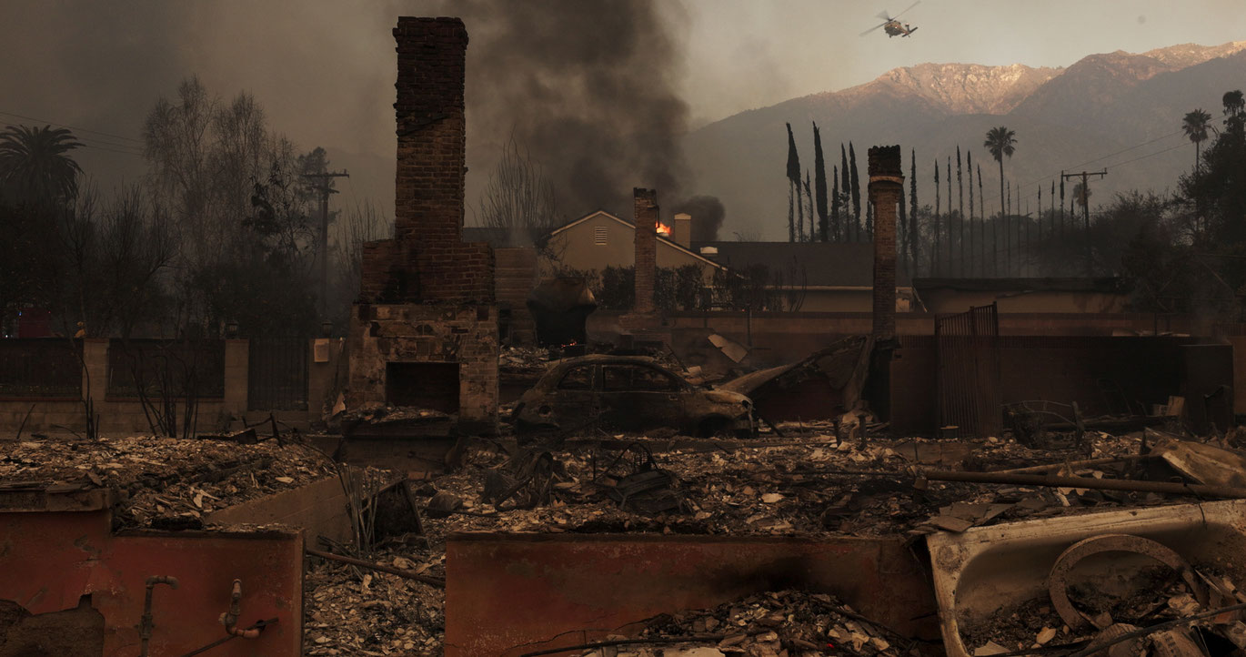>1,5°C Pyropolitics and the New World © Lukas Marxt, still 04