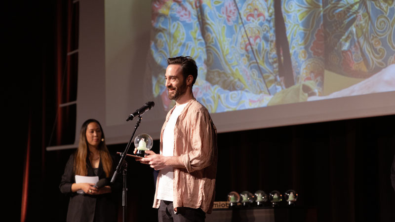 "Ein Leben in Farbe" erhält CROSSING EUROPE Award – Local Artist 2025